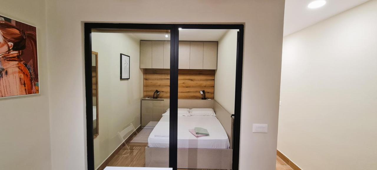 2V1 - Center Apartment 4 Tiranë Ngoại thất bức ảnh