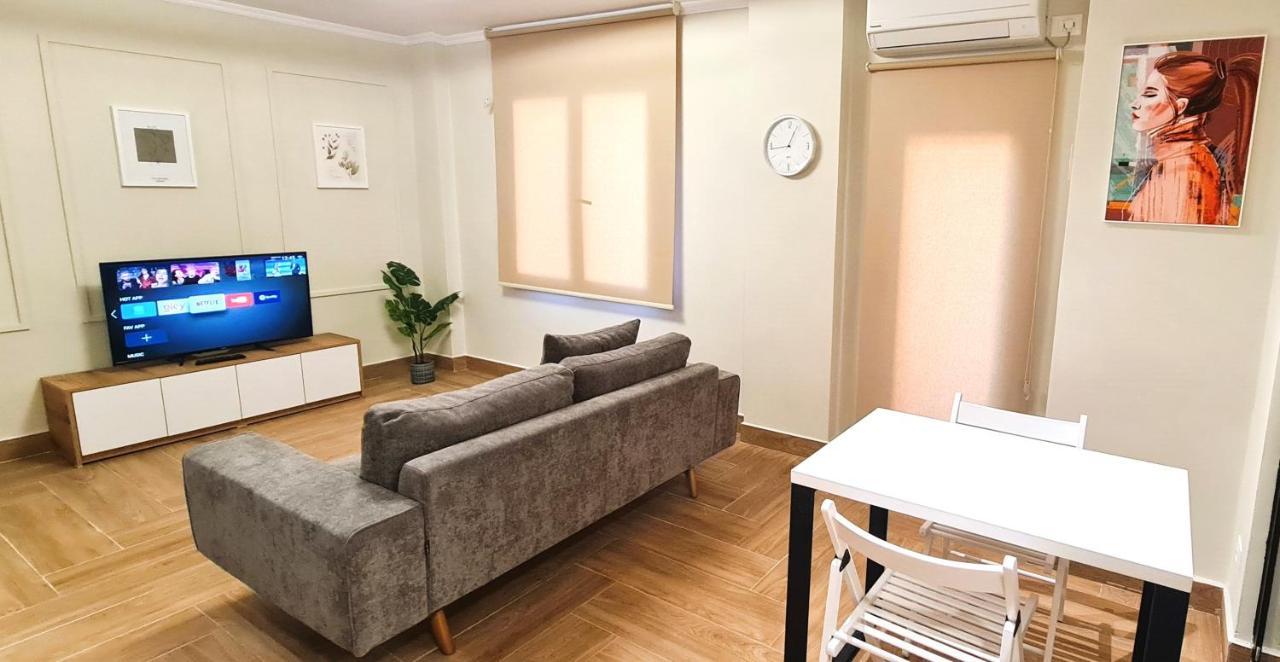 2V1 - Center Apartment 4 Tiranë Ngoại thất bức ảnh